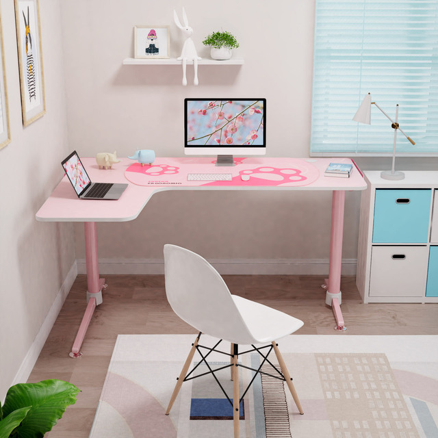 pink desk features